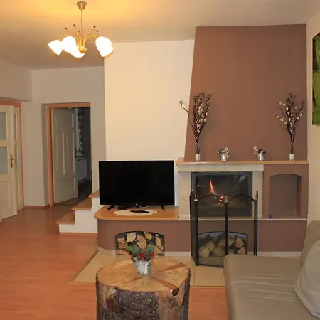 Holiday home Dom Via Jasna Demaenova