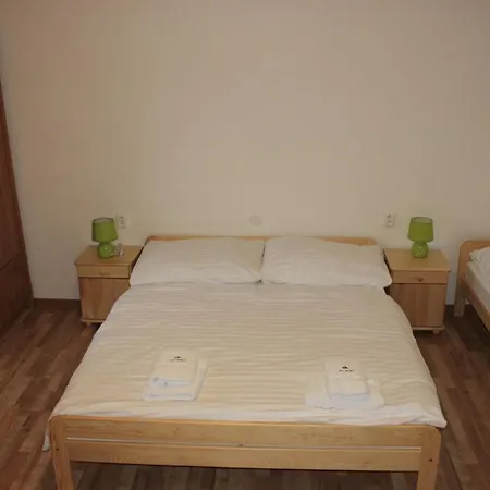 Dom Via Jasna Demaenova Ferienhaus Liptovský Mikuláš