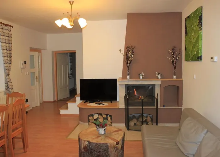 Semesterbostad Dom Via Jasna Demaenova